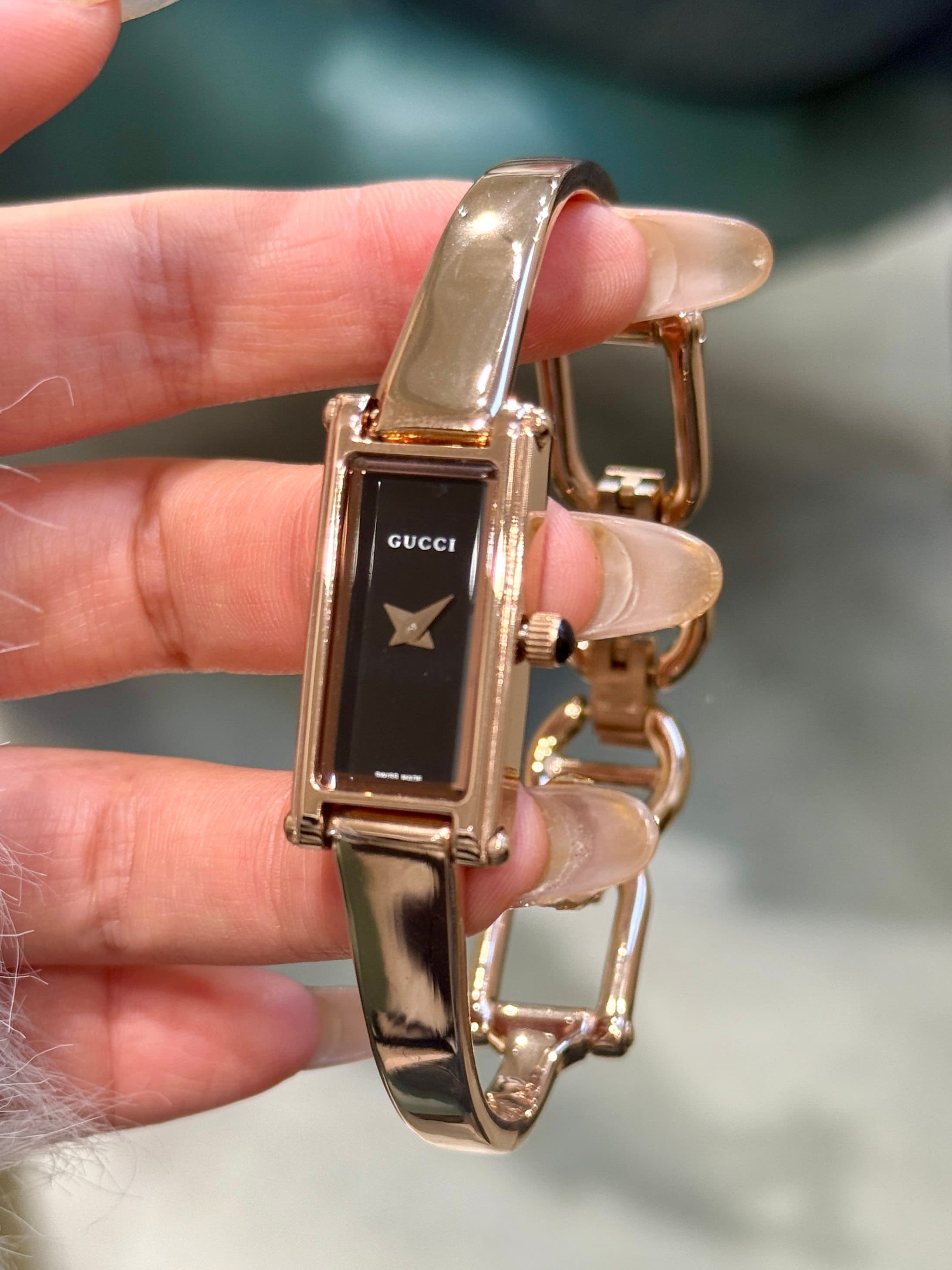 Gucci Black Watch