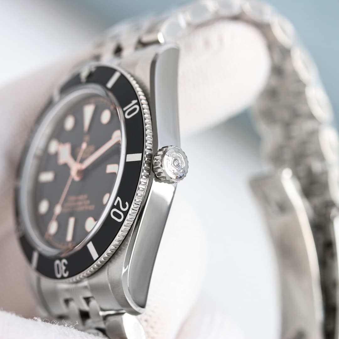Bottega Veneta Blue Watch M79000