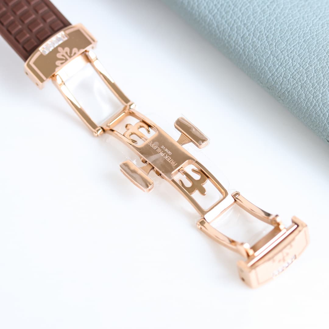 Patek Philippe White Watch Luce7968