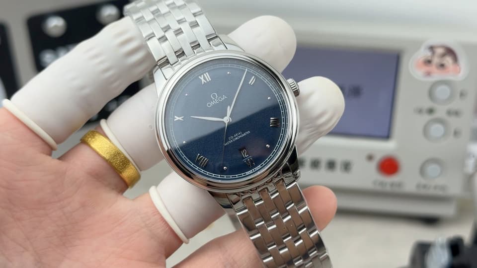 Omega Black Watch