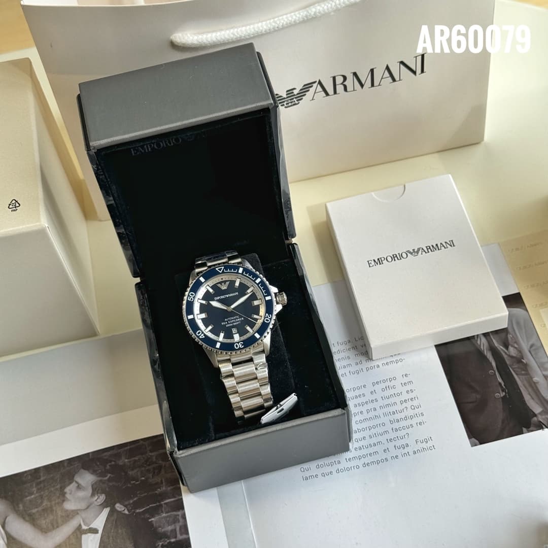 Luxury Watch Silver Bag ar60079