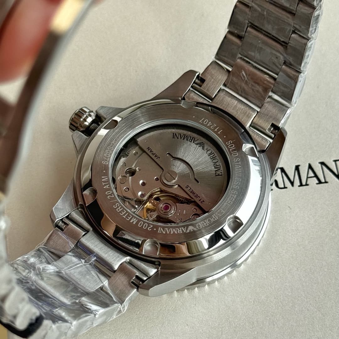 Luxury Watch Silver Bag ar60079