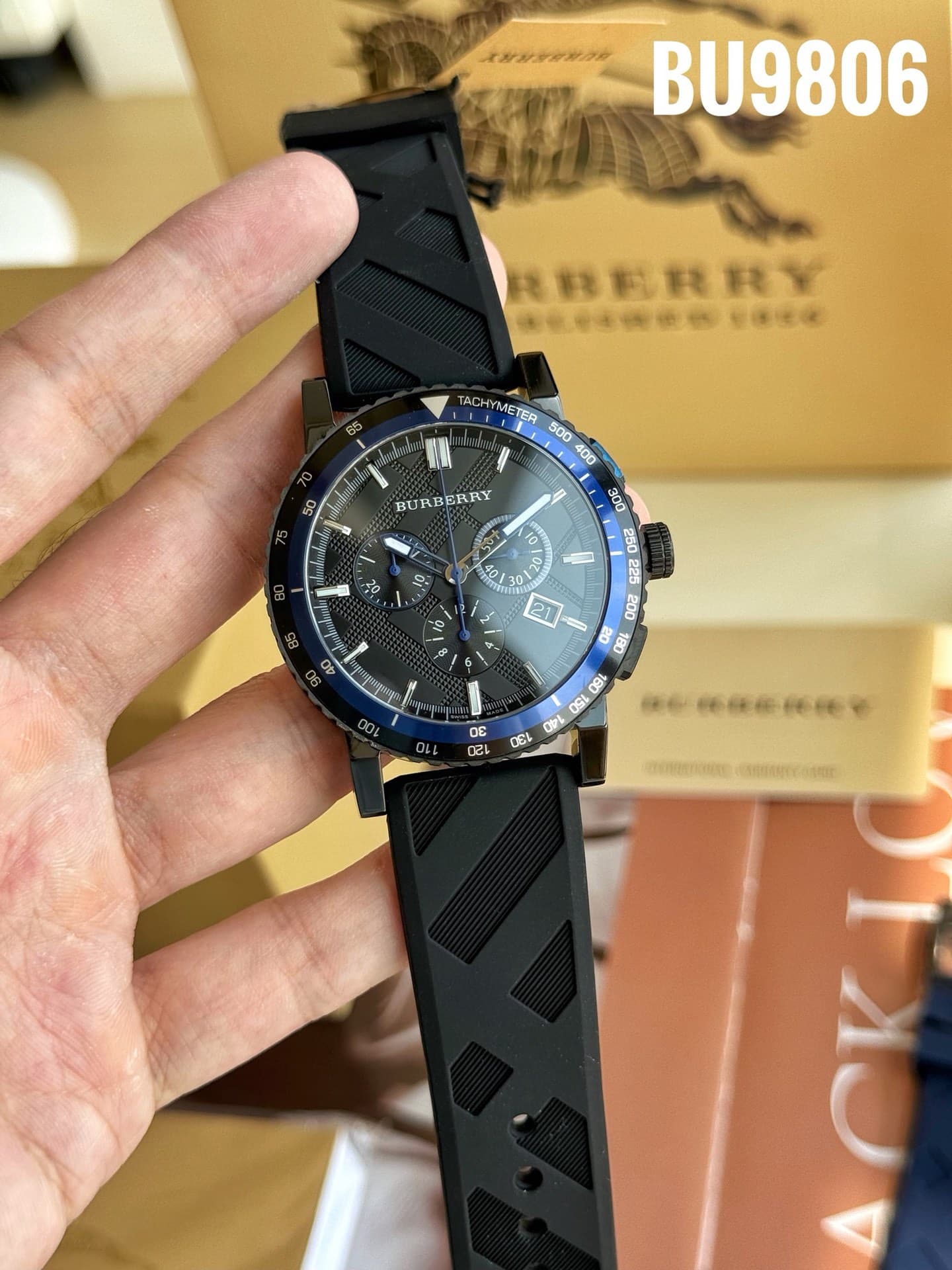 Luxury Watch Black Watch BU9806
