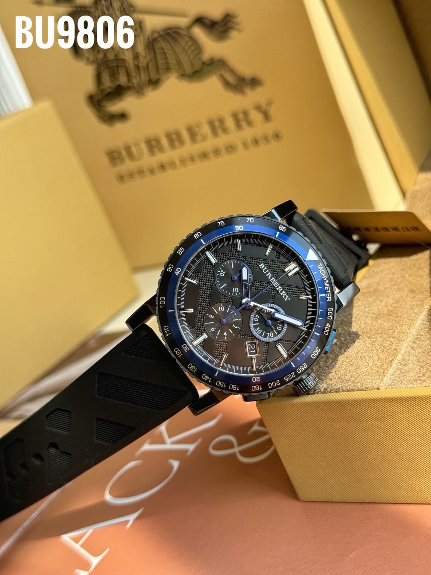 Luxury Watch Black Watch BU9806