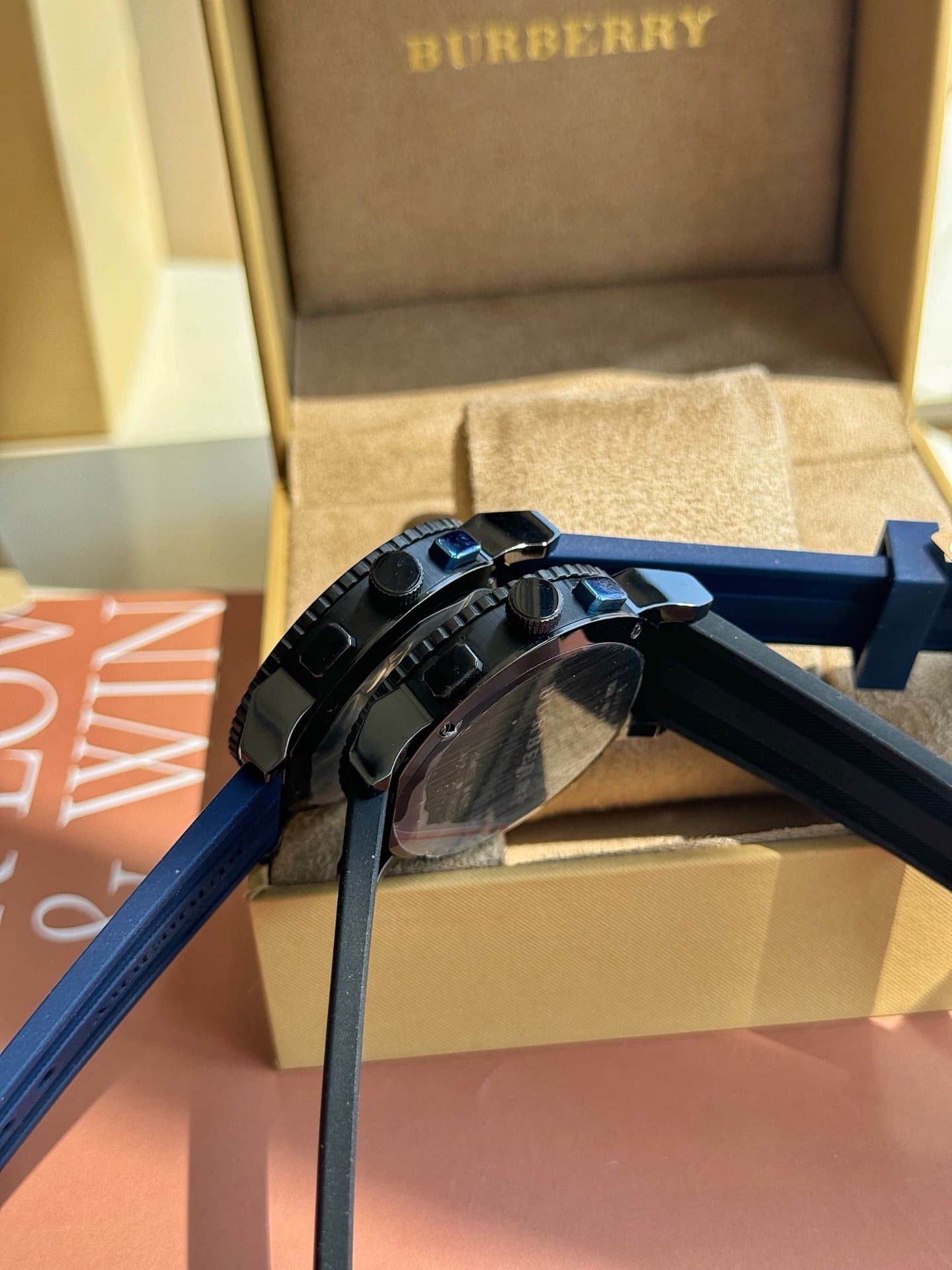 Luxury Watch Black Watch BU9806