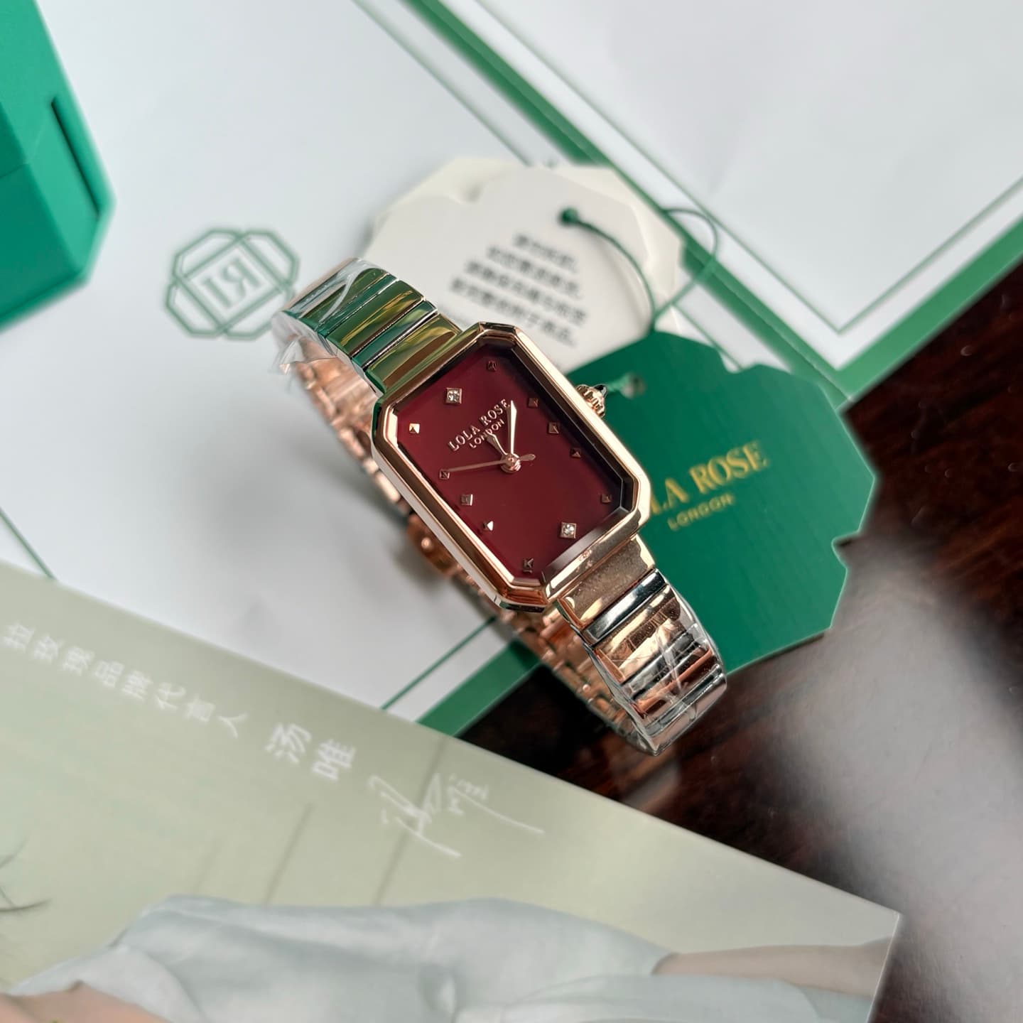 Luxury Watch White Bag LR4708