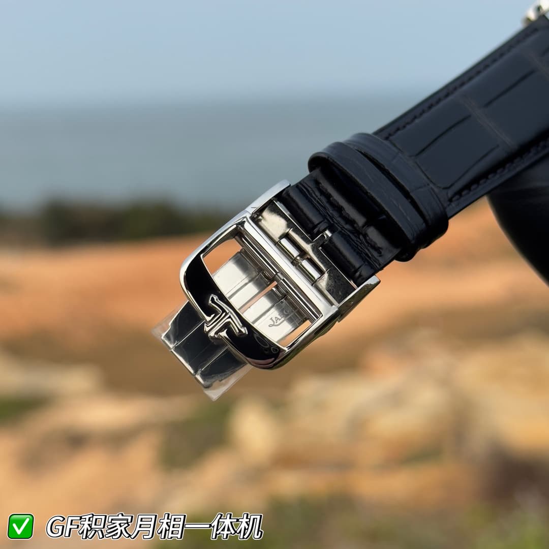 Jaeger-LeCoultre Watch