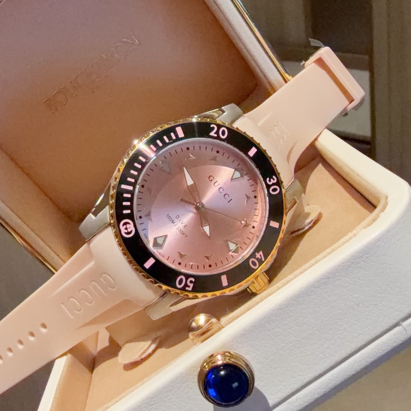 Gucci Black Watch