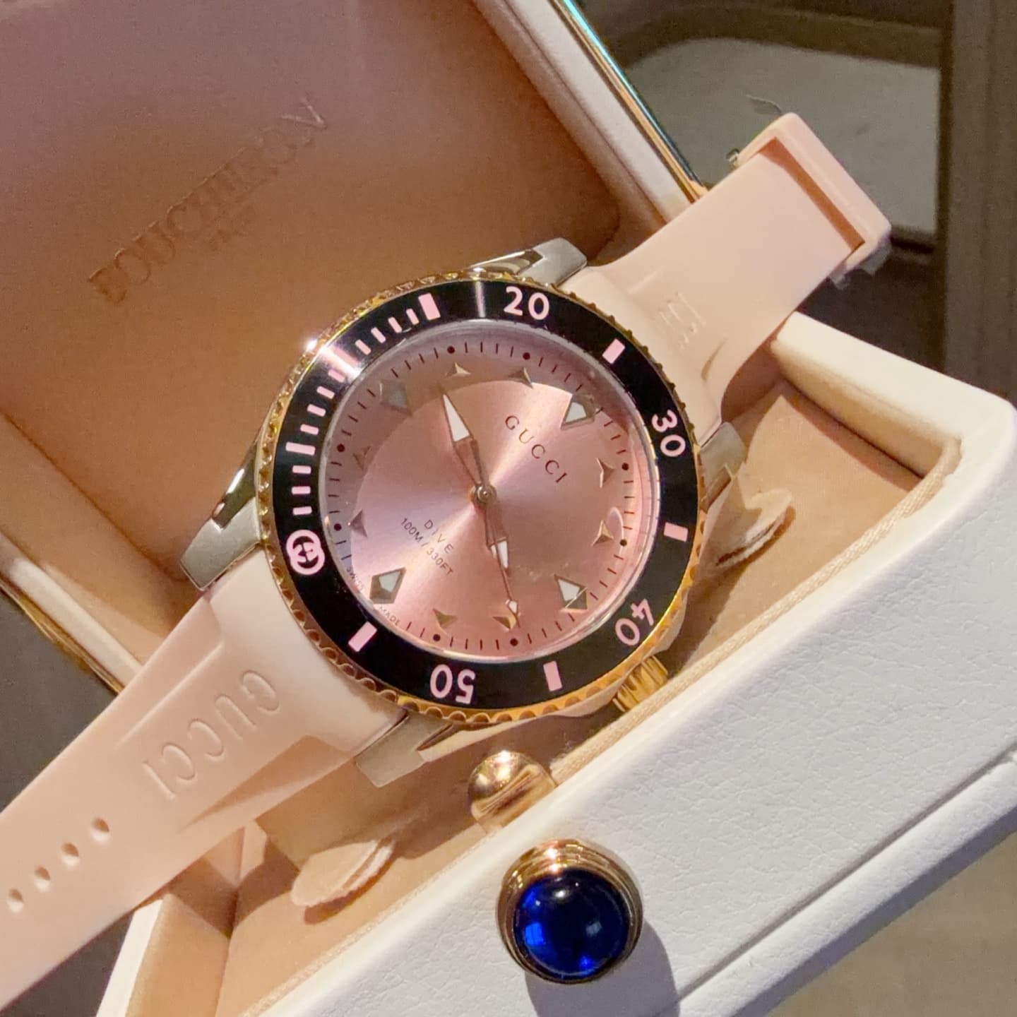 Gucci Black Watch