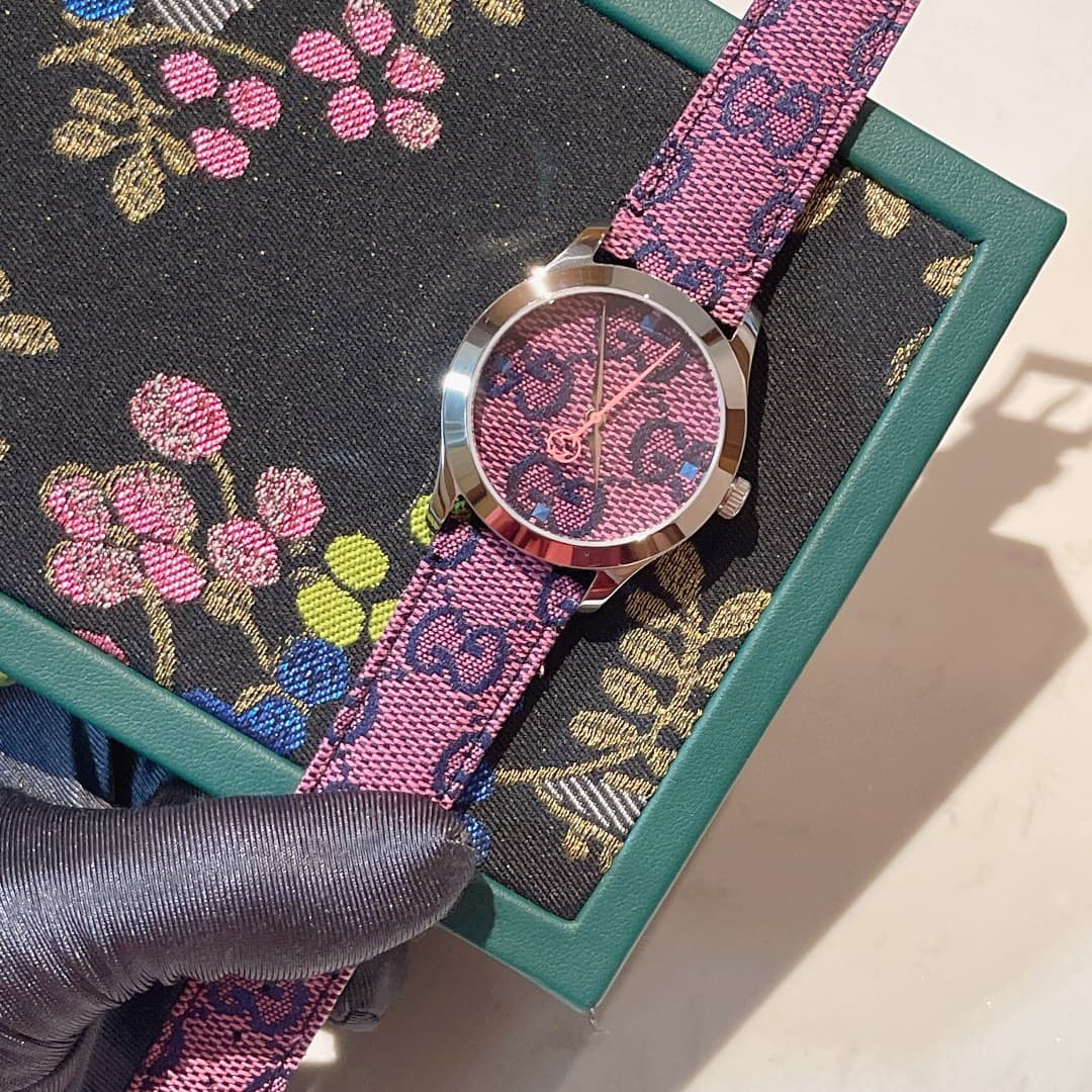 Gucci Red Watch
