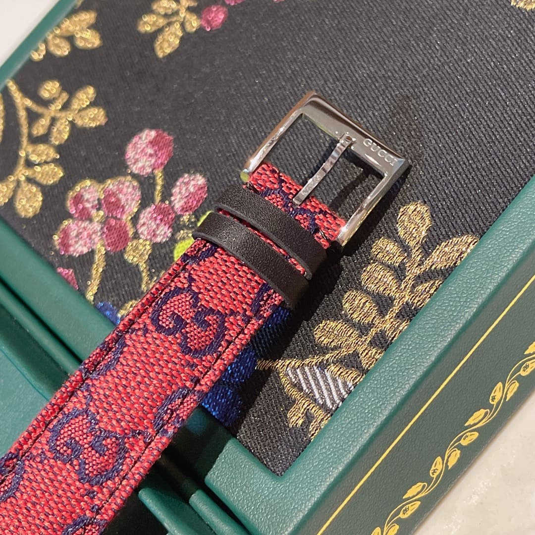 Gucci Red Watch