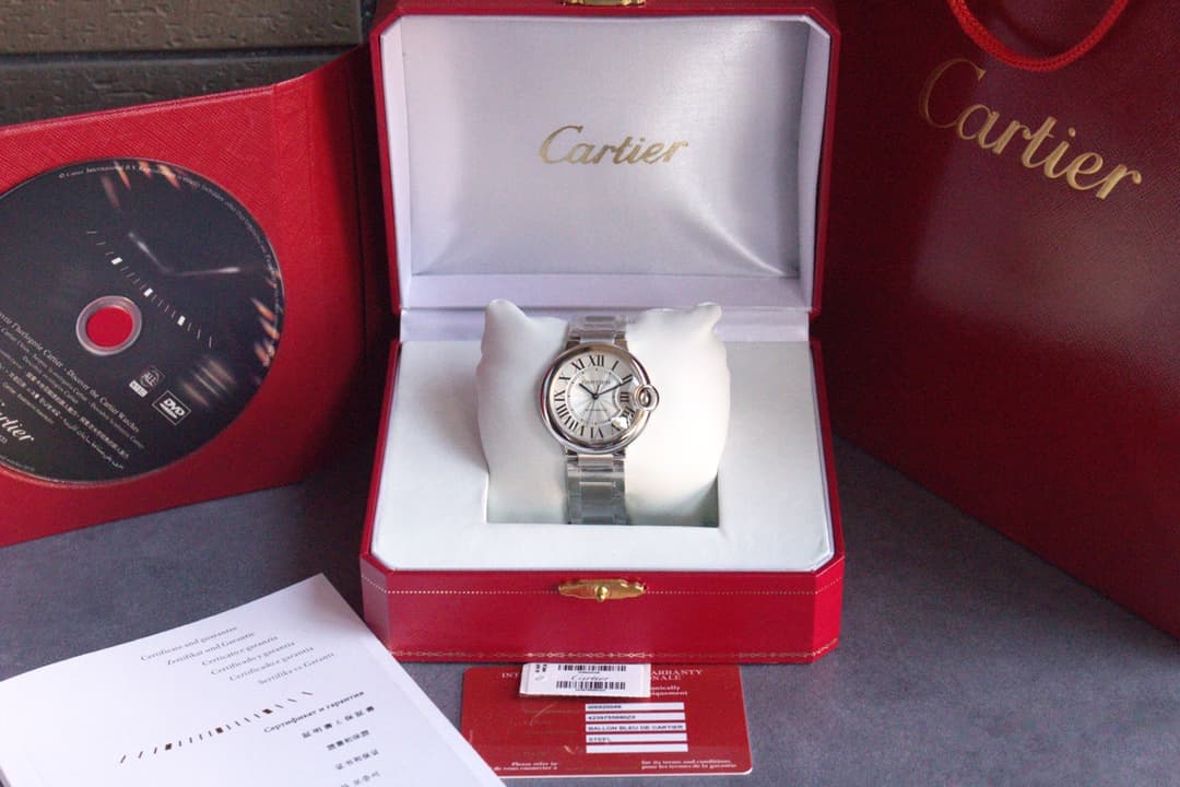 Cartier White Watch NH05