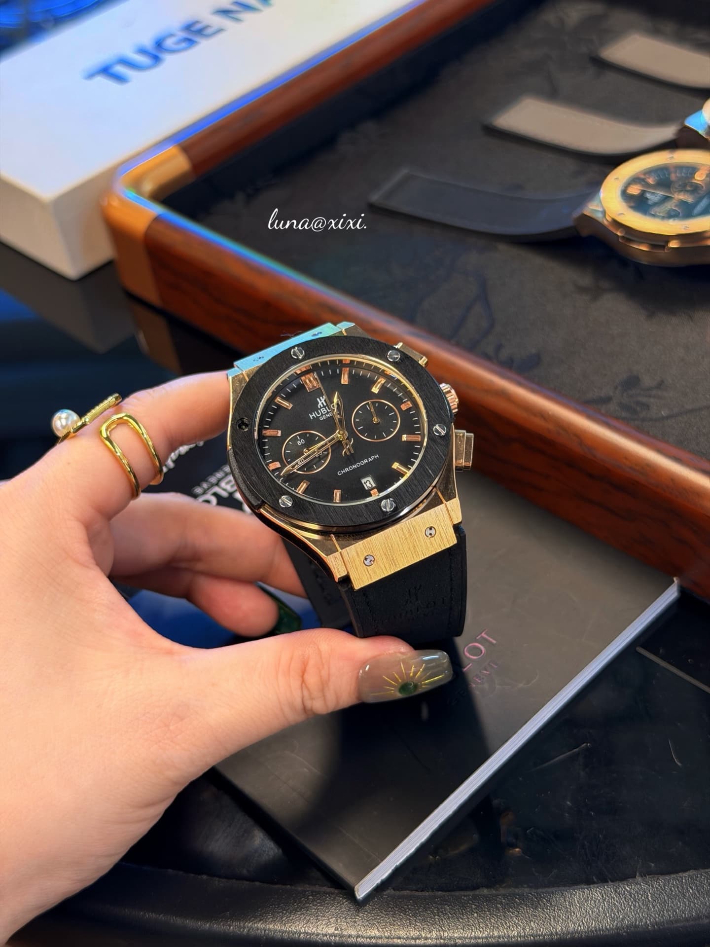 Hublot Gold Accessory
