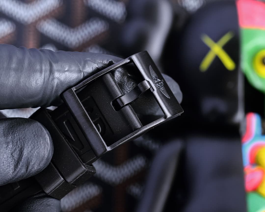 Breitling Black Watch