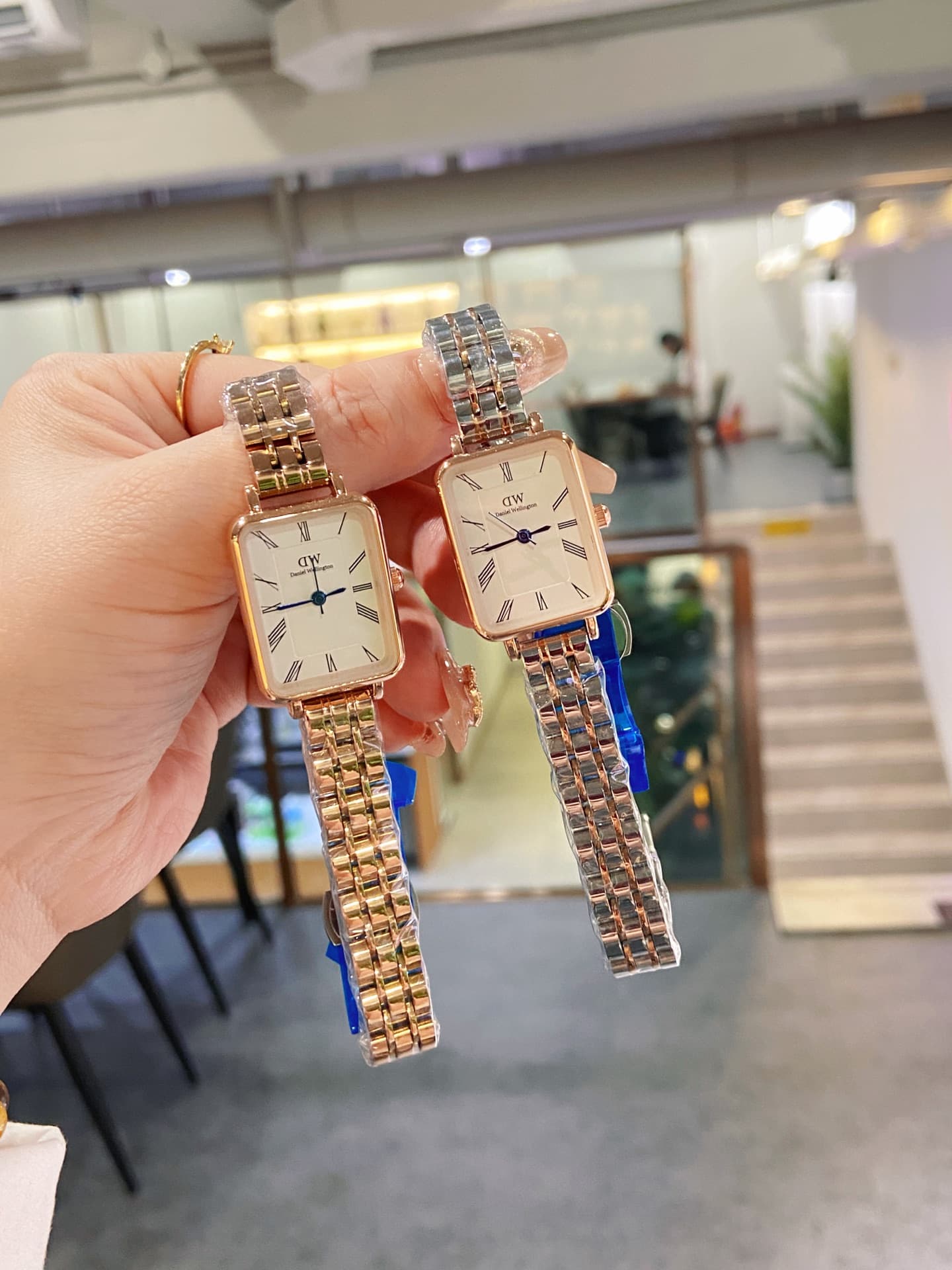 Luxury Brand Red Watch