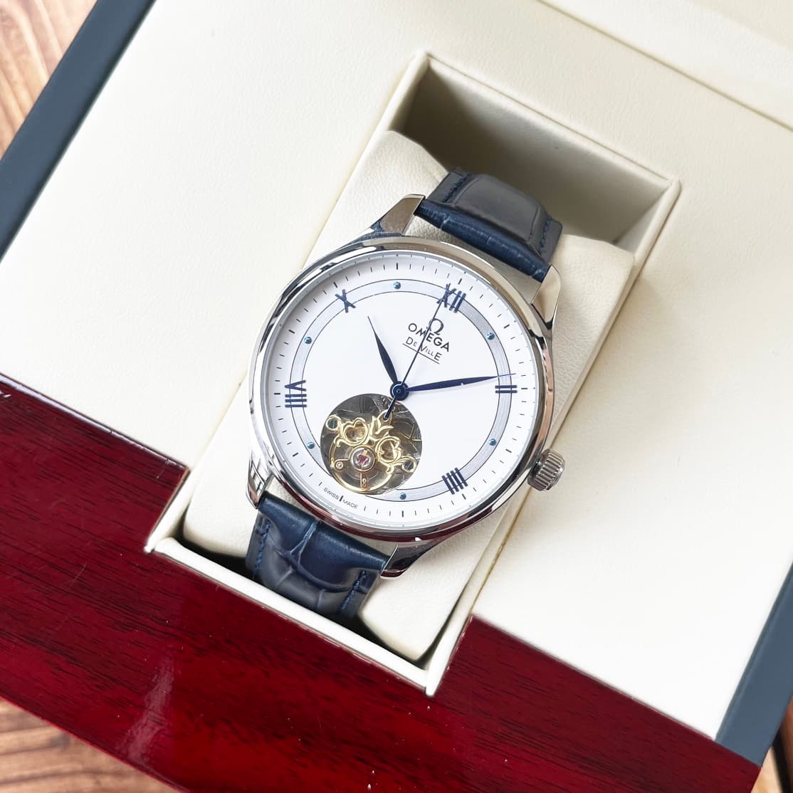 Omega White Watch X12