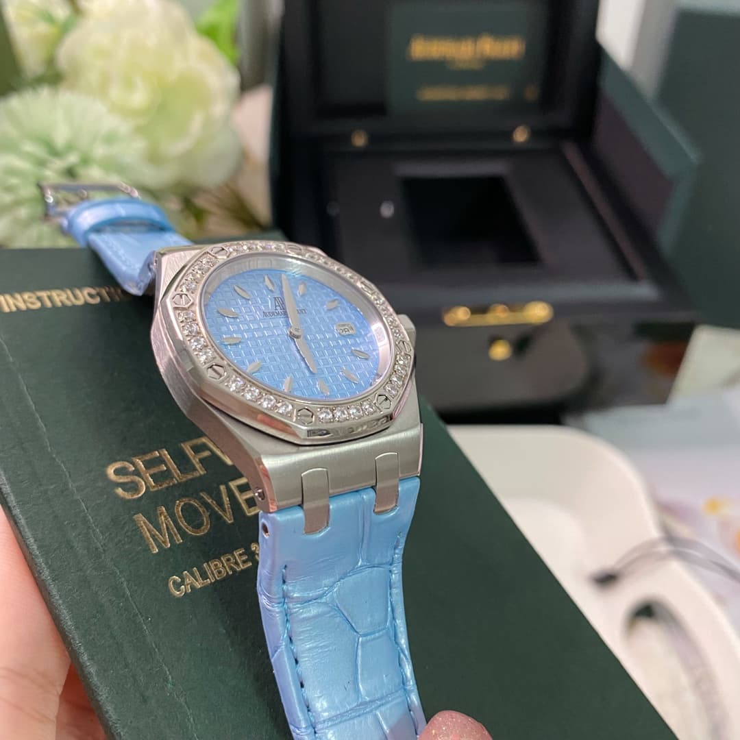 Audemars Piguet Blue Watch 67601