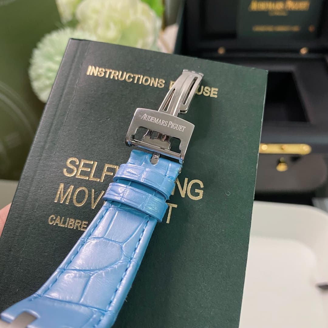 Audemars Piguet Blue Watch 67601