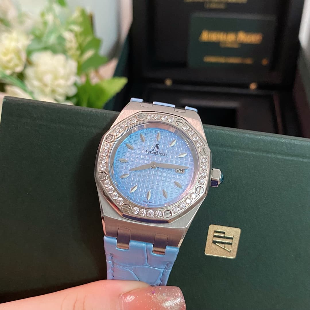 Audemars Piguet Blue Watch 67601