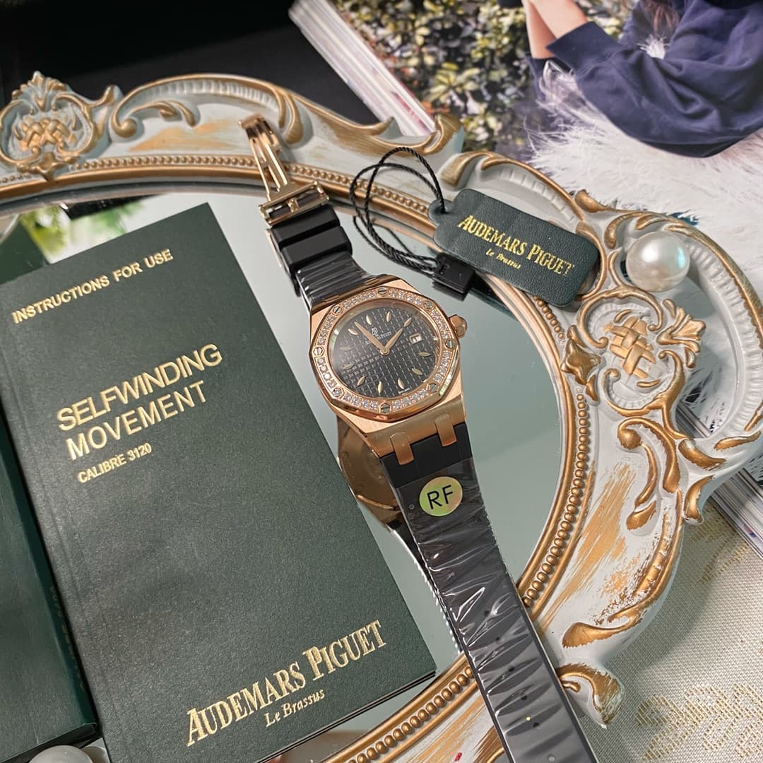 Audemars Piguet Blue Watch 67601