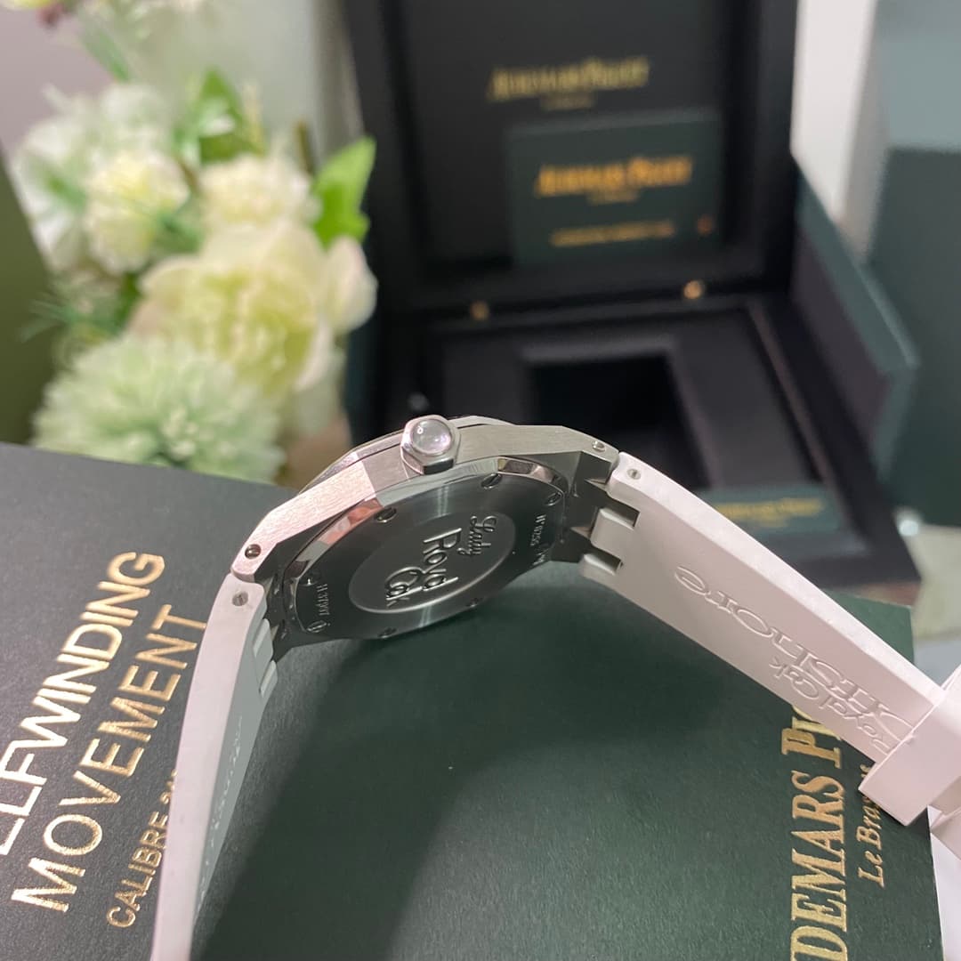 Audemars Piguet Blue Watch 67601
