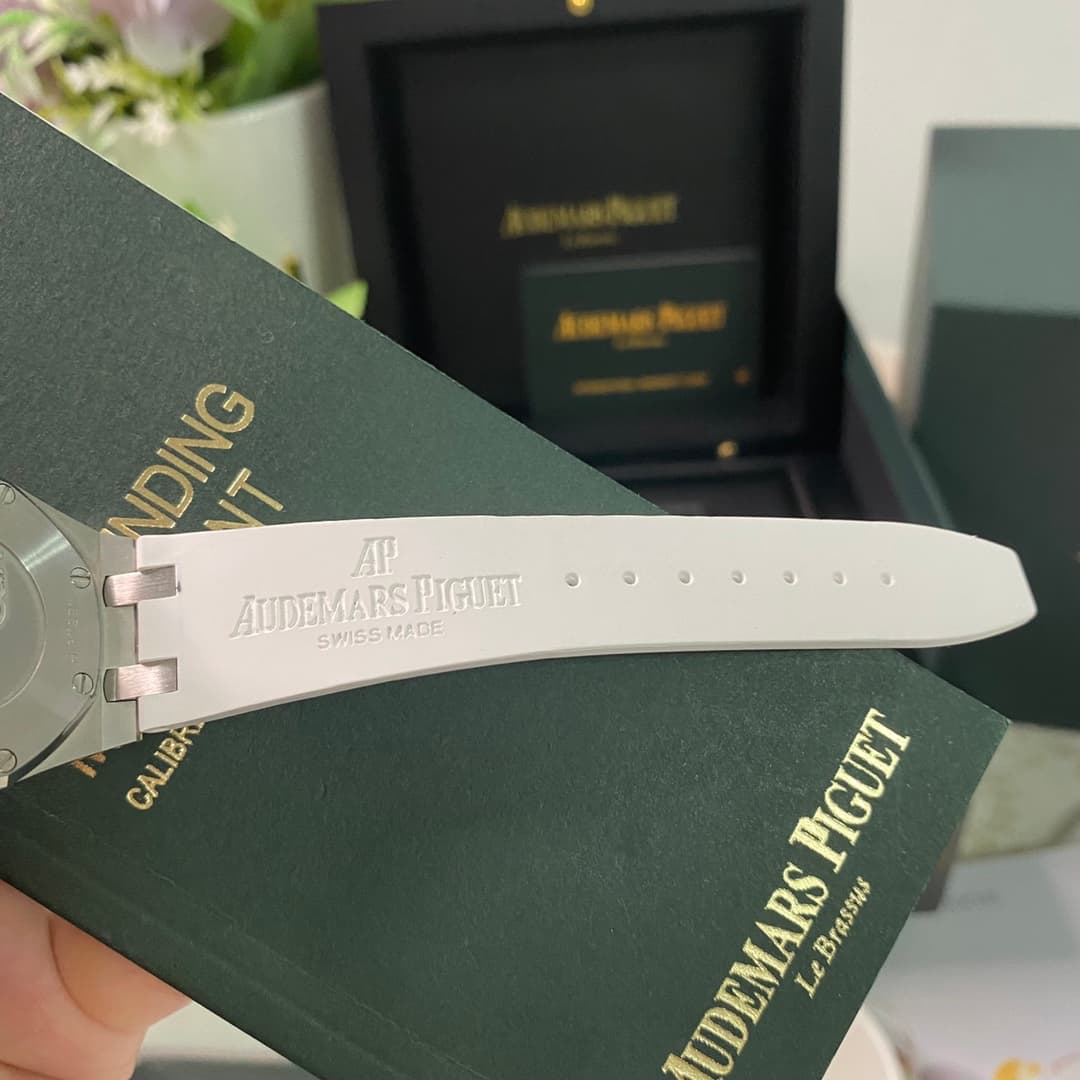 Audemars Piguet Blue Watch 67601