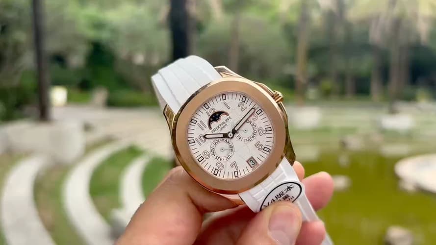 Patek Philippe White Watch Au750
