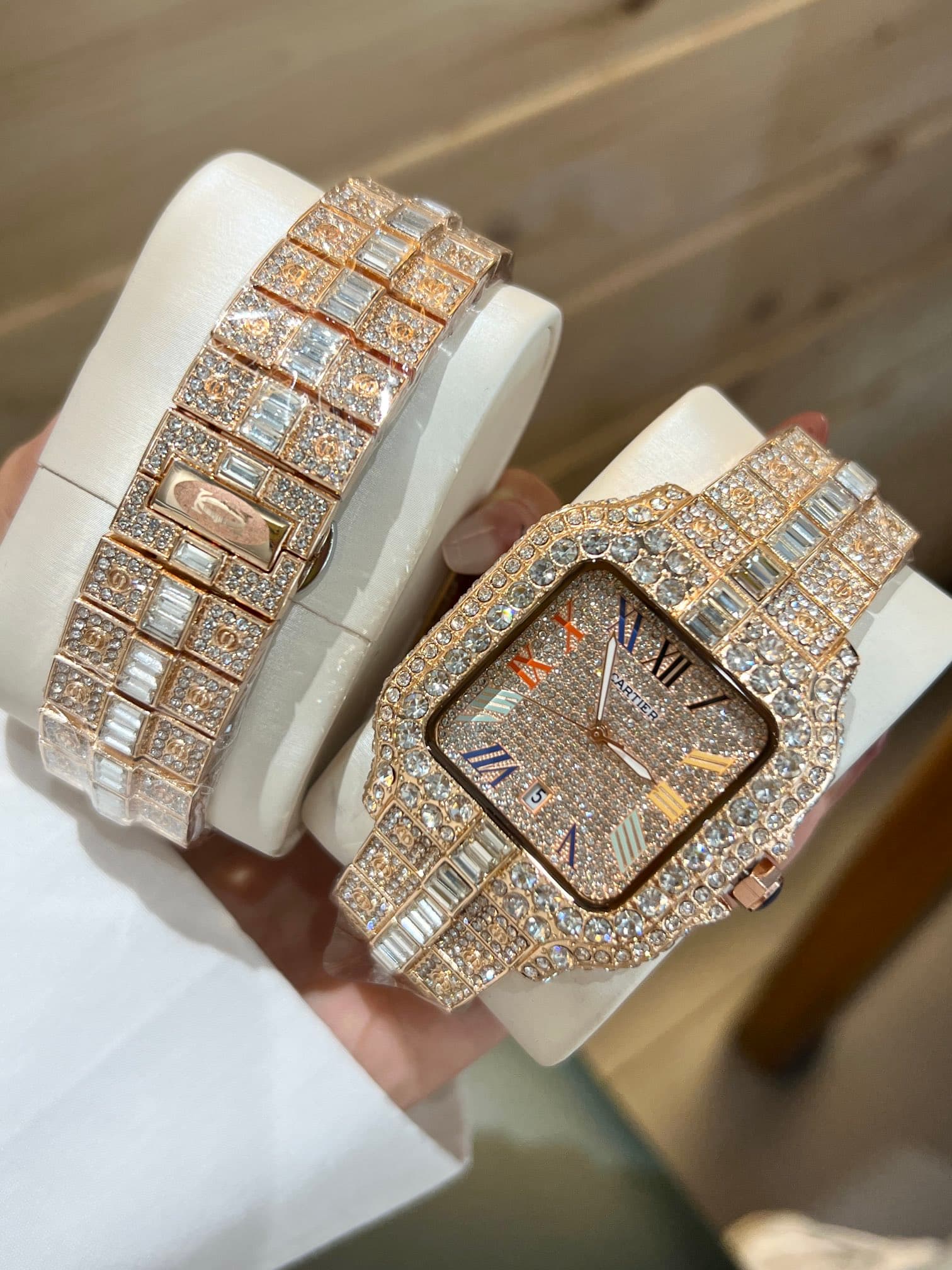 Cartier Gold Product