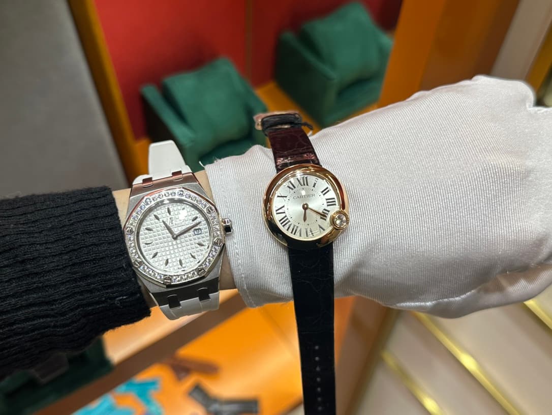 Luxury Watch Black Belt