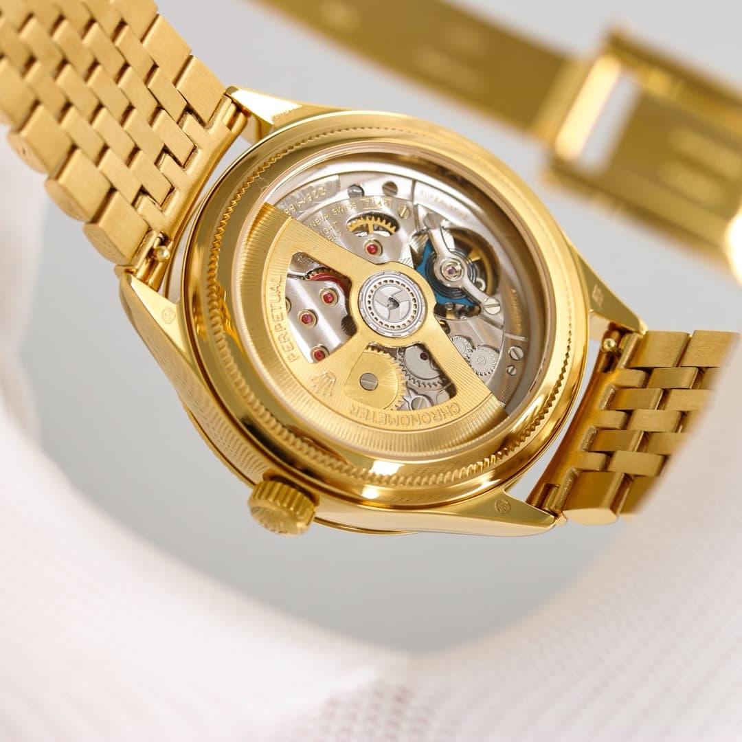 Rolex White Belt M52508