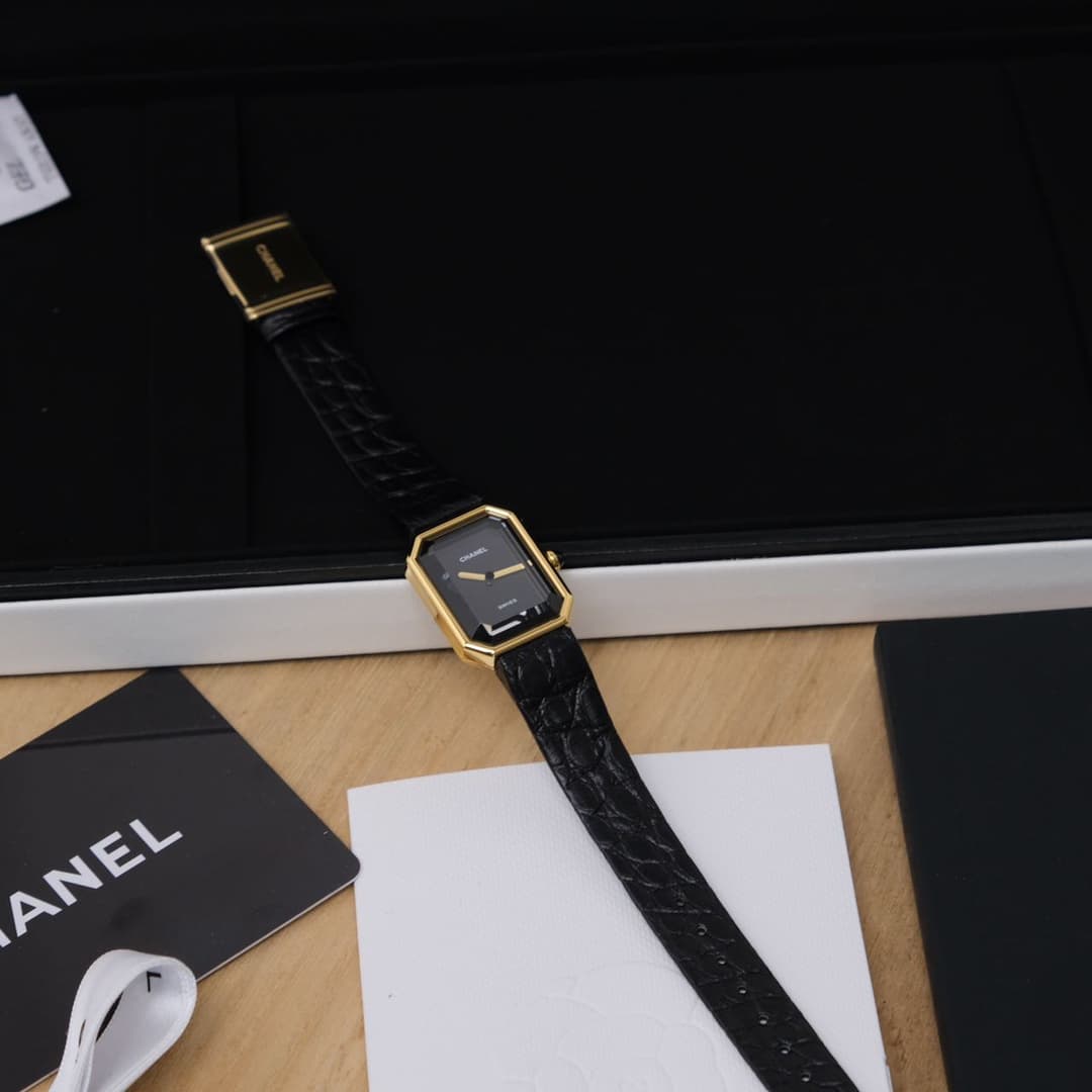 Chanel Black Watch