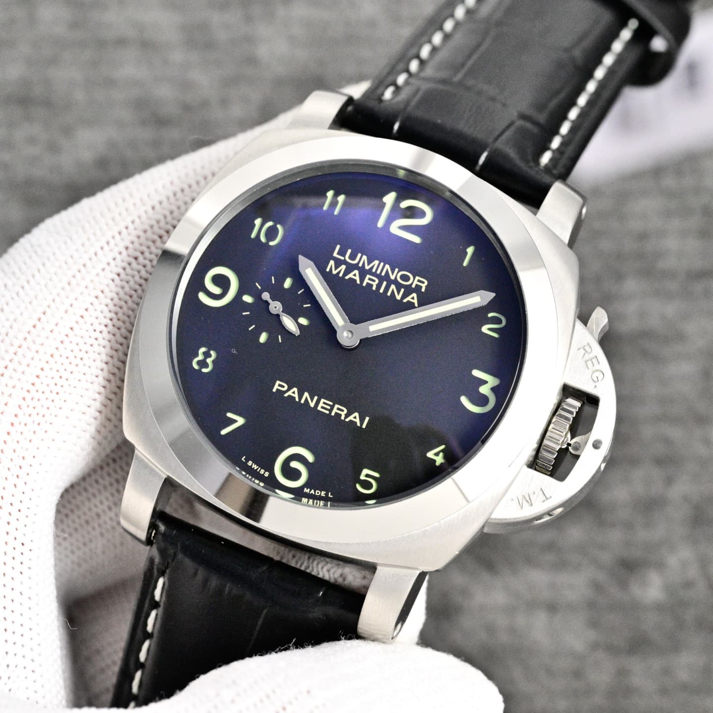 Panerai Black Watch PAM0759