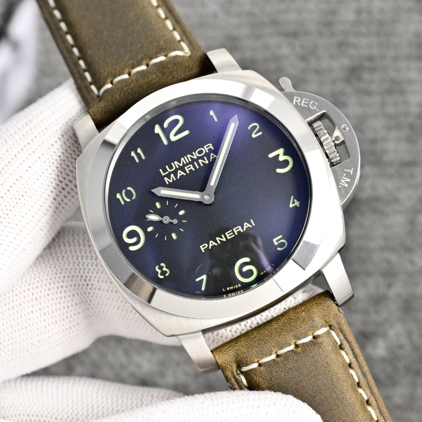 Panerai Black Watch PAM0759