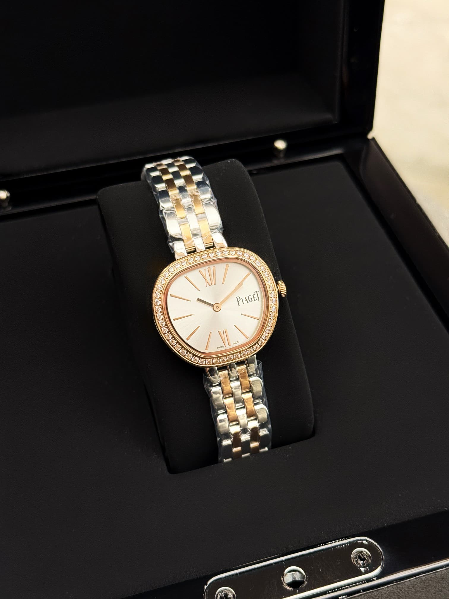 Luxury Watch Cream Watch