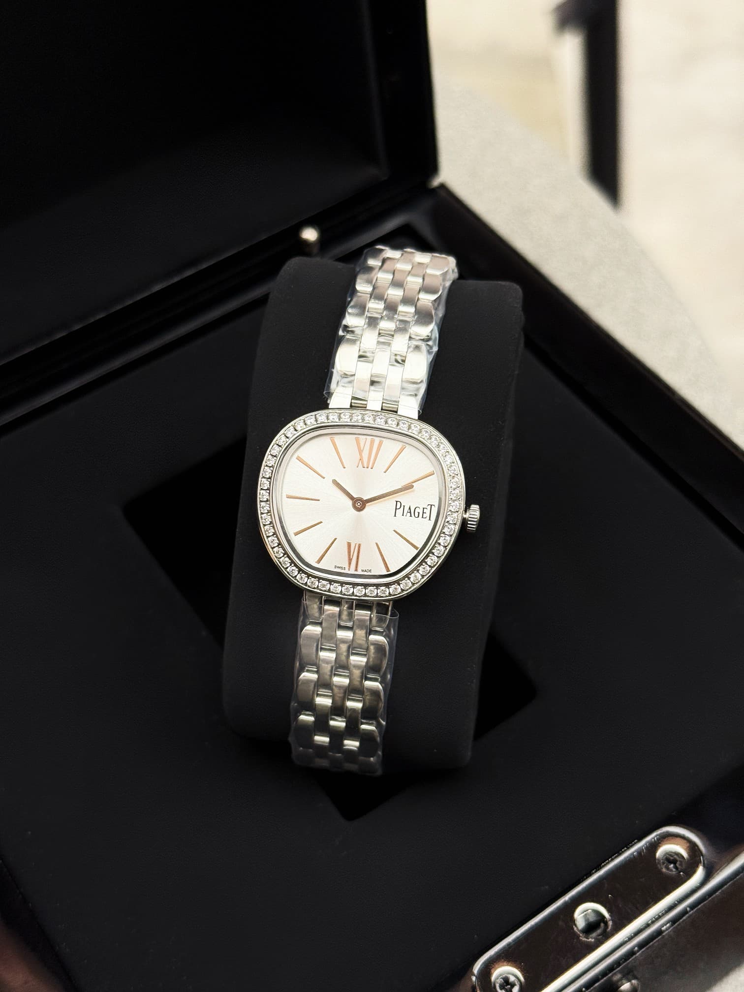 Luxury Watch Cream Watch