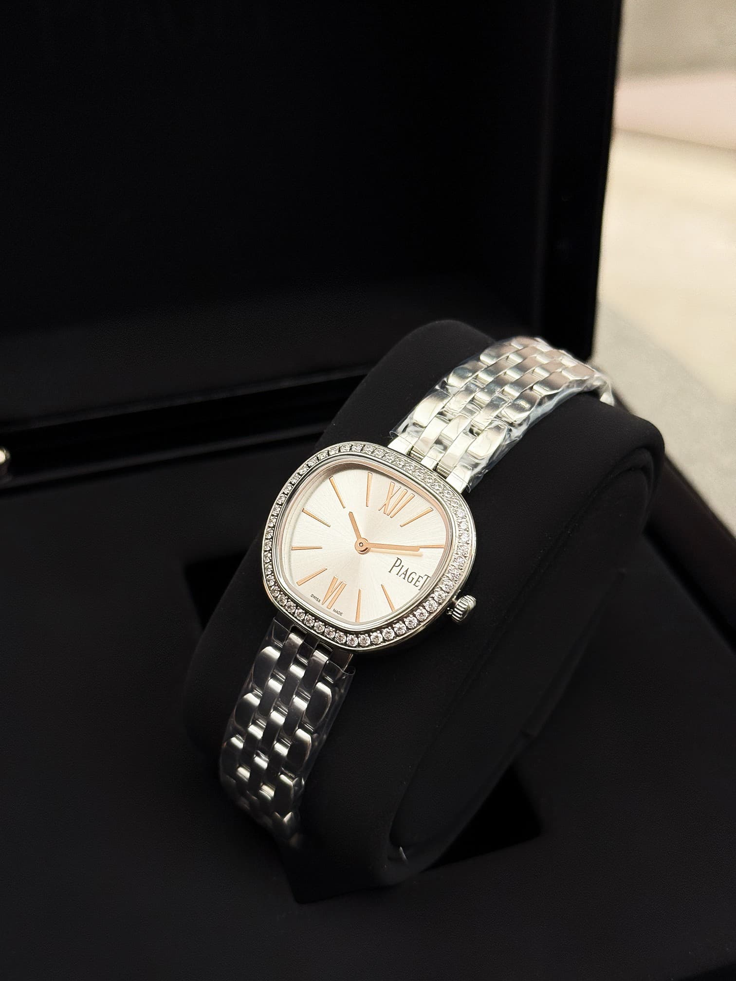 Luxury Watch Cream Watch