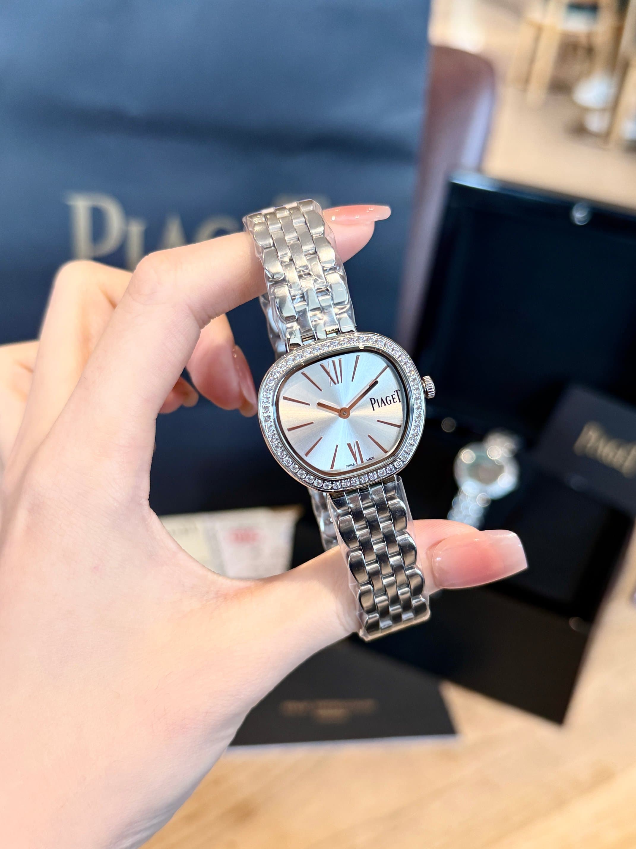 Luxury Watch Cream Watch