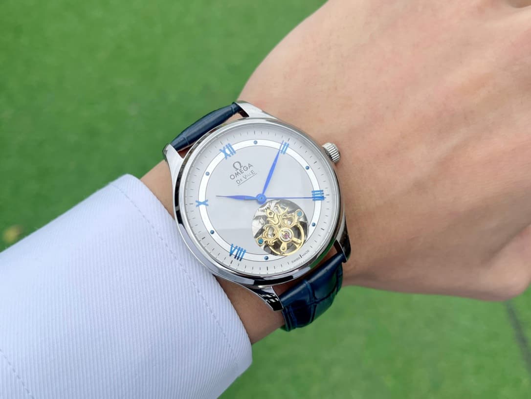 Omega White Watch X12