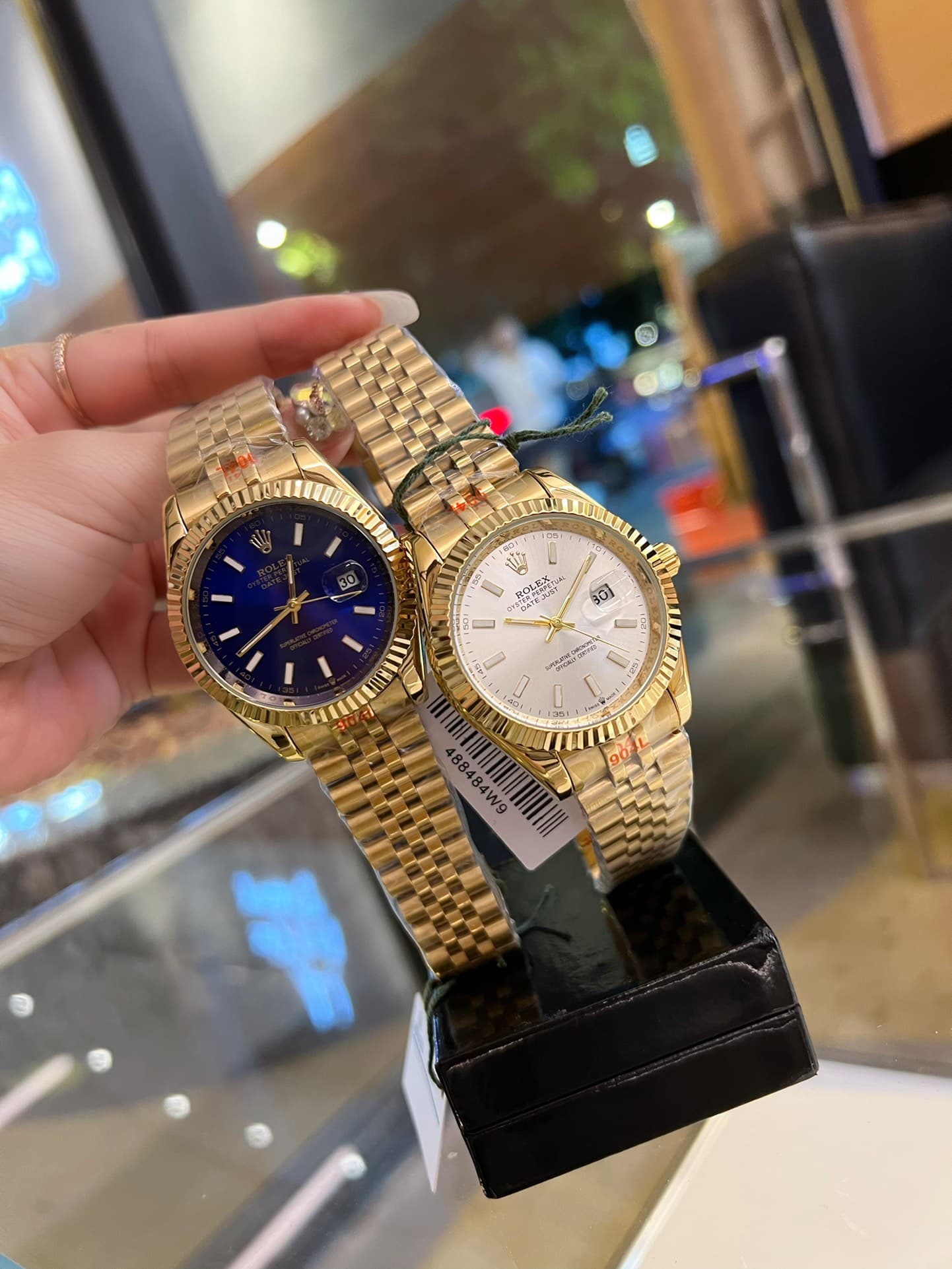 Rolex Red Product