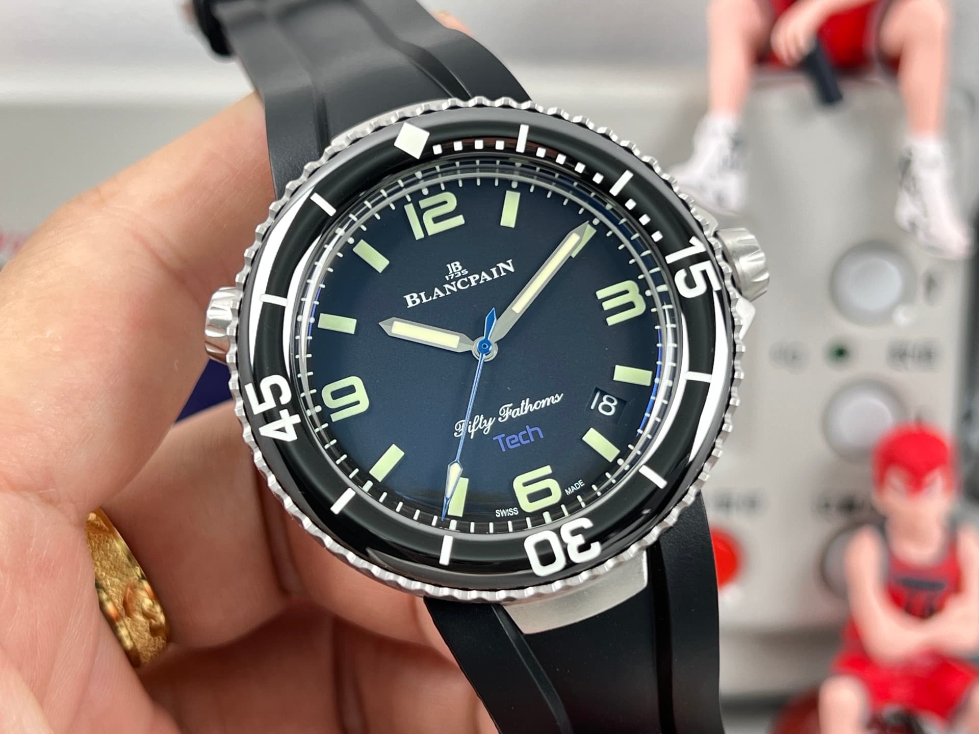Luxury Watch Black Watch 5029