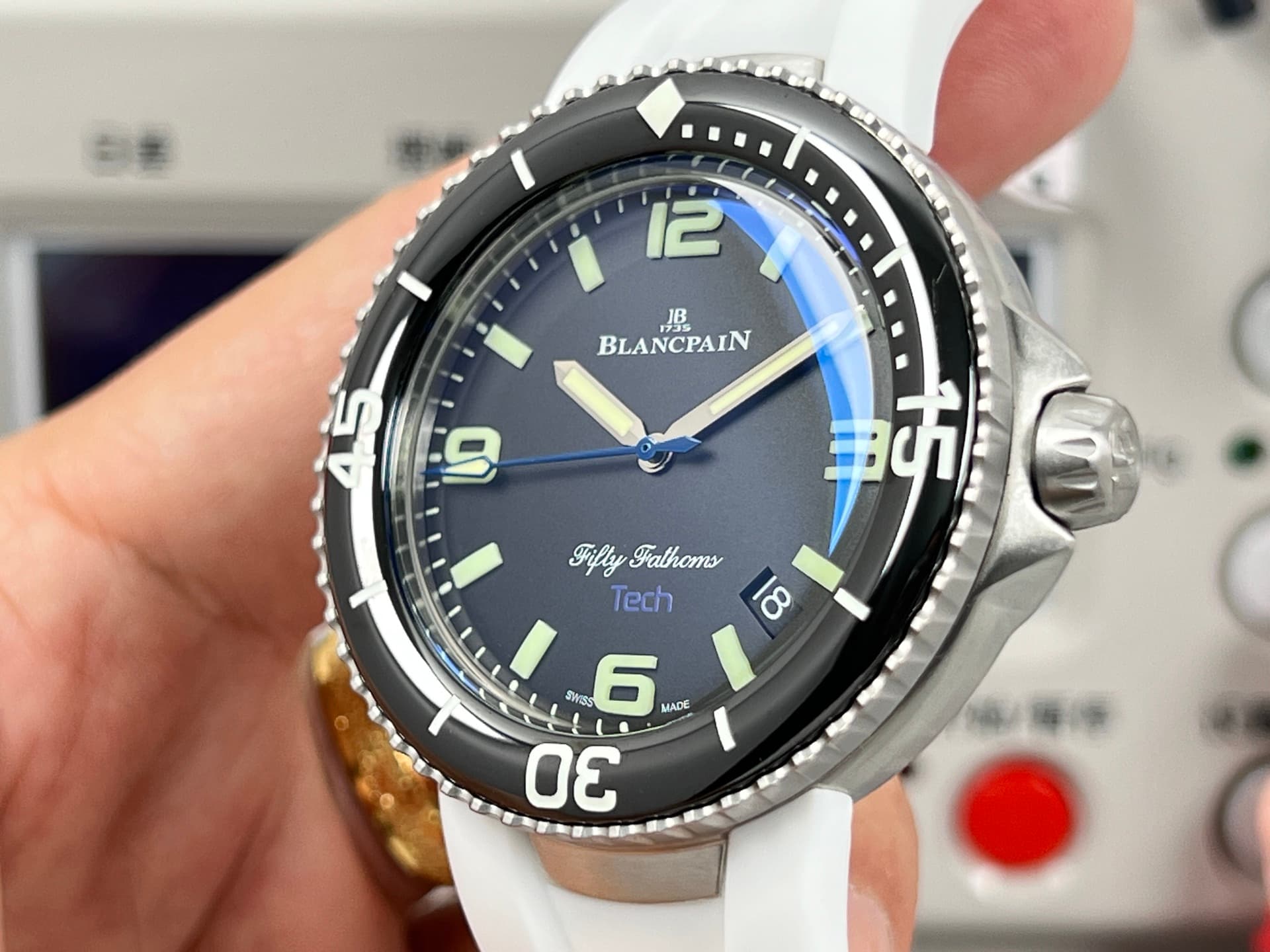 Luxury Watch Black Watch 5029