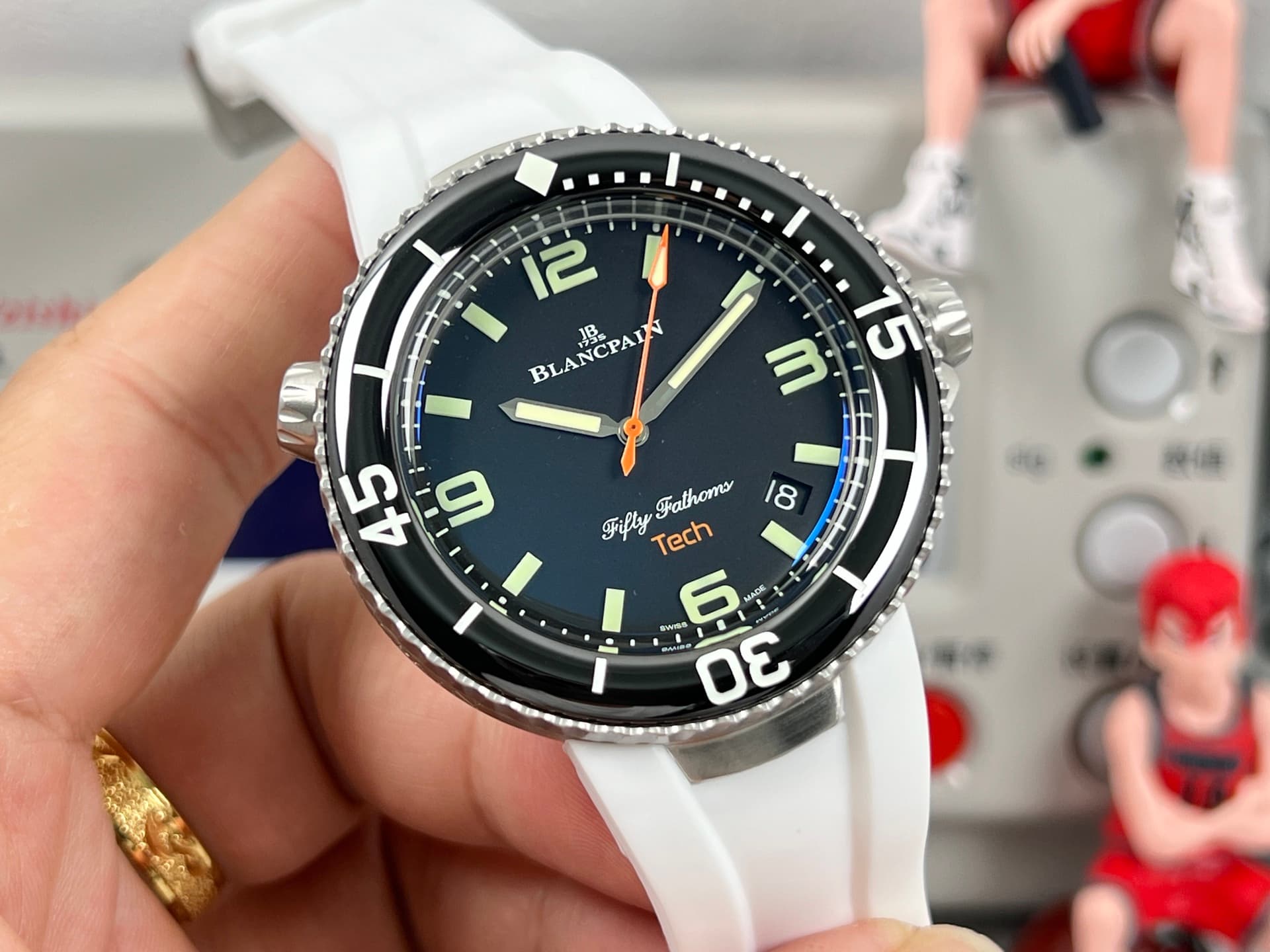 Luxury Watch Black Watch 5029