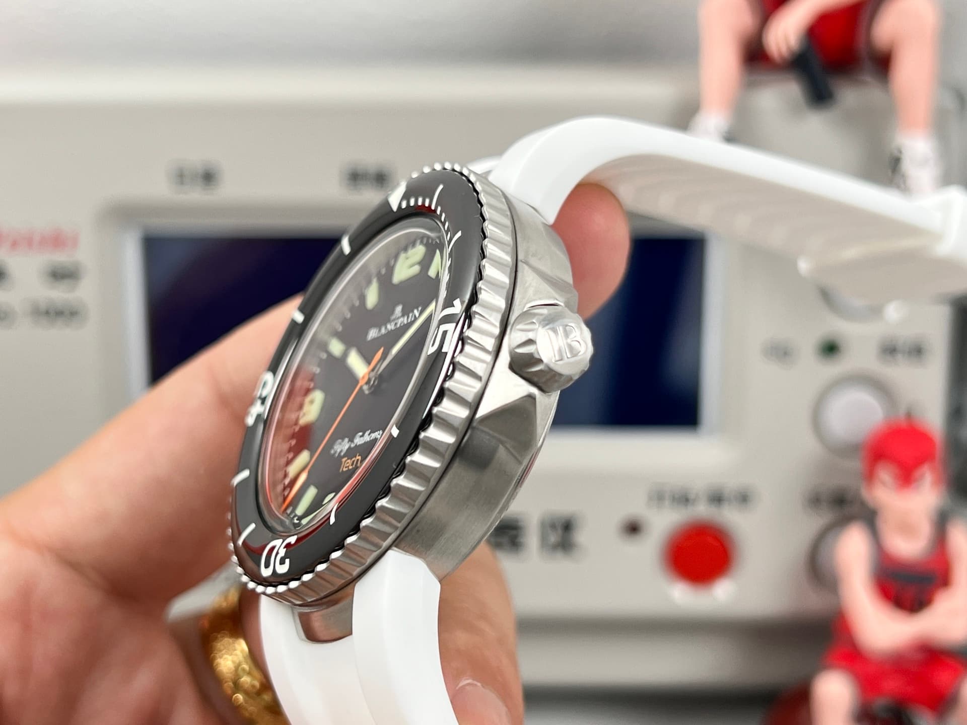 Luxury Watch Black Watch 5029