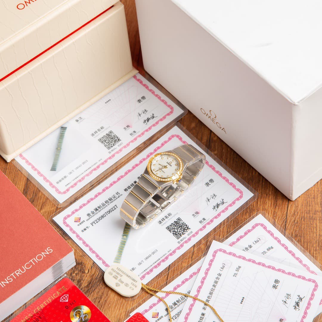 Omega Red Watch 123