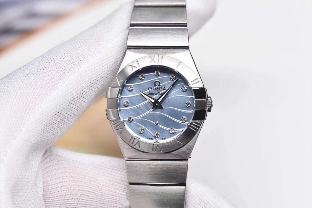 Omega Red Watch 123