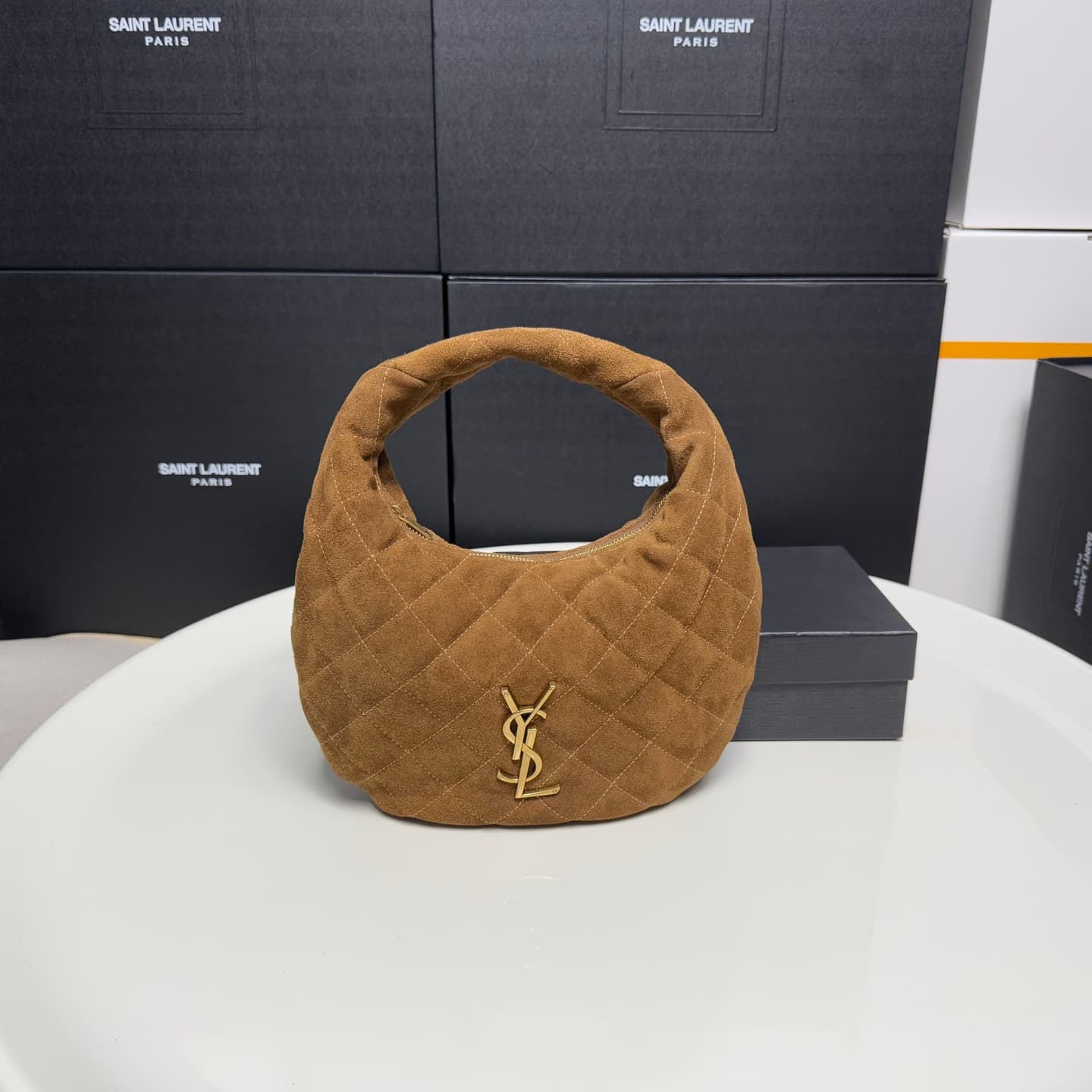 Saint Laurent Brown Bag 851689
