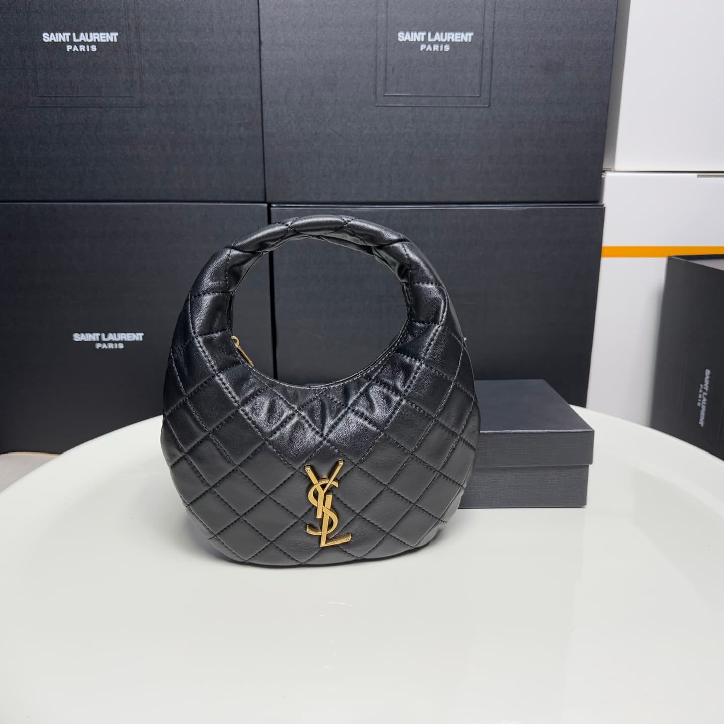 Saint Laurent Black Bag 851689