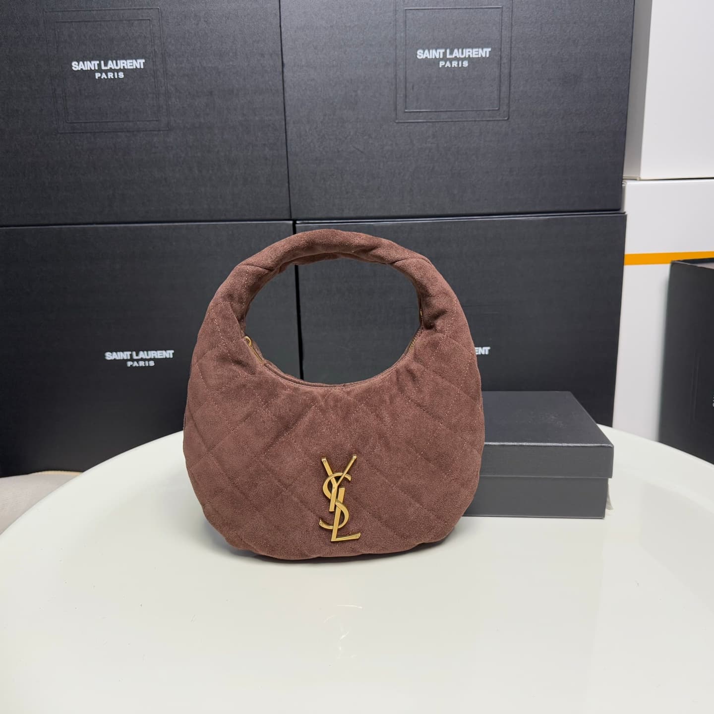 Saint Laurent Gold Bag 851689