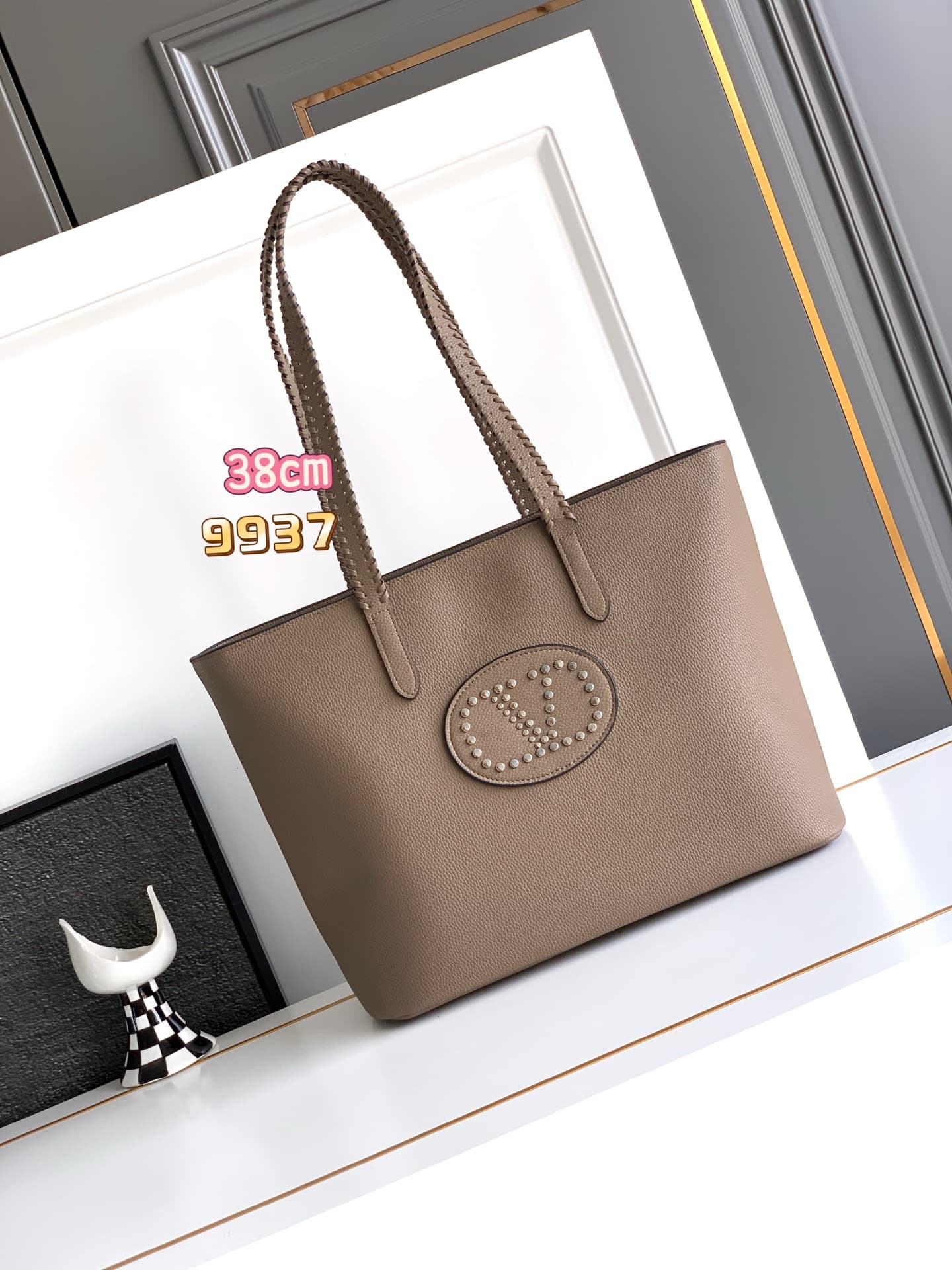 Valentino Gold Bag 9937
