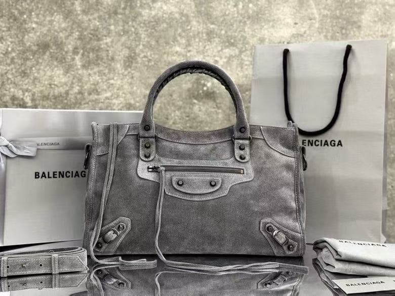 Balenciaga Wallet 530